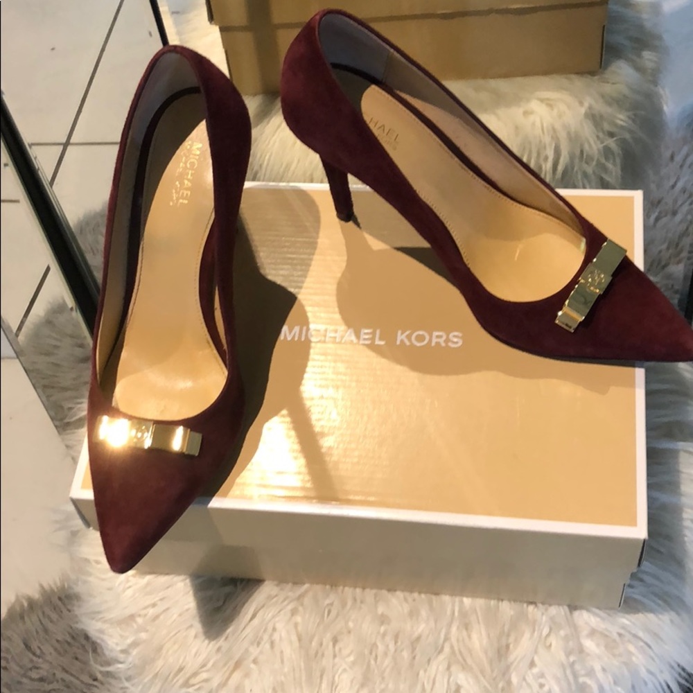 Michael Kors pumps